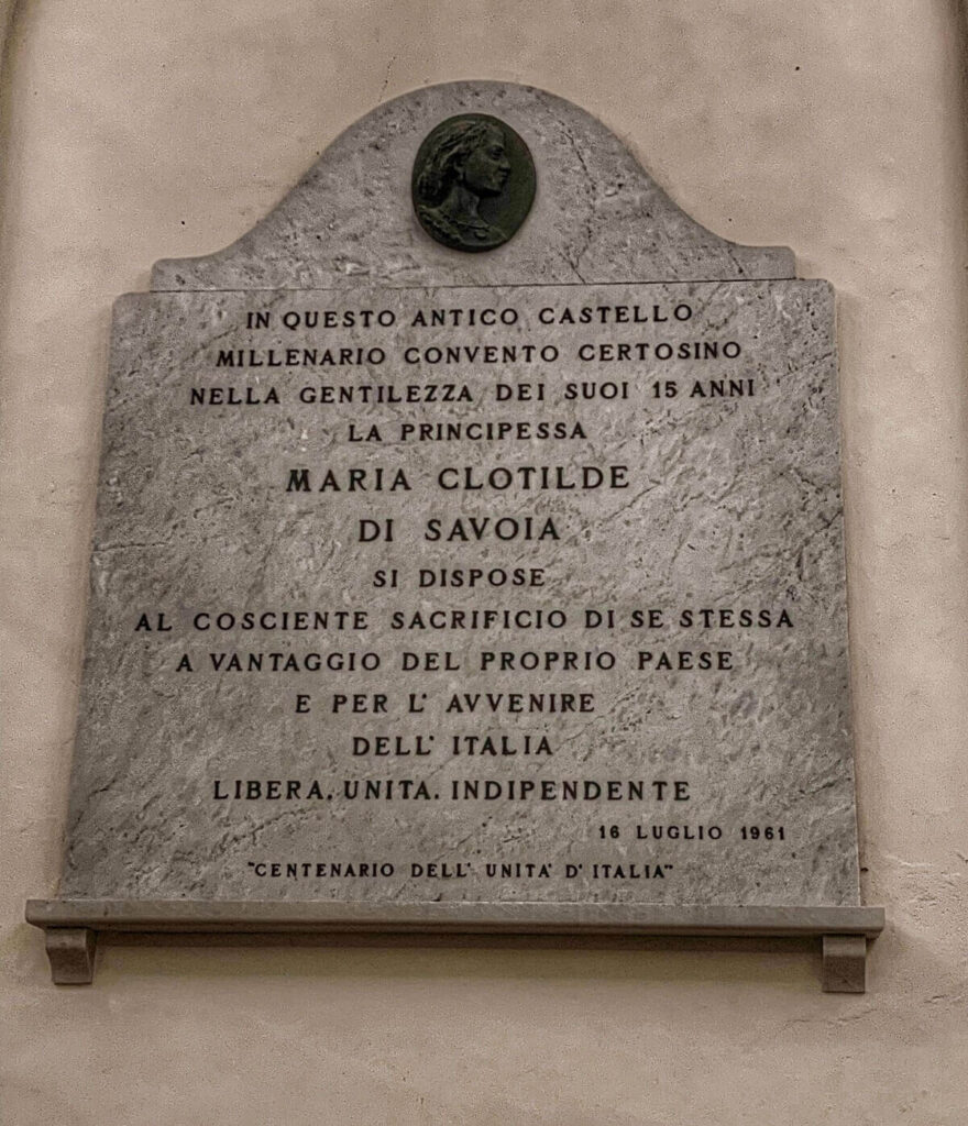 La targa in ricordo del sacrificio di Maria Clotilde di Savoia