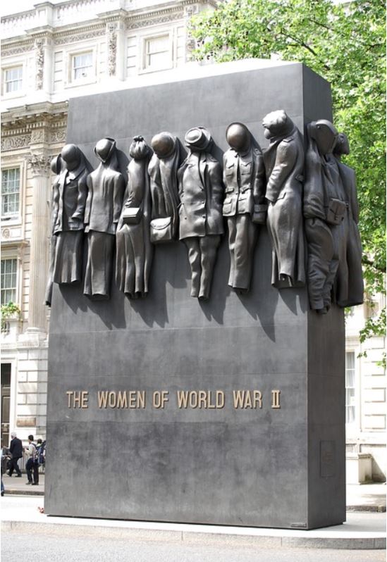 monumento commemorativo donne Seconda Guerra Mondiale